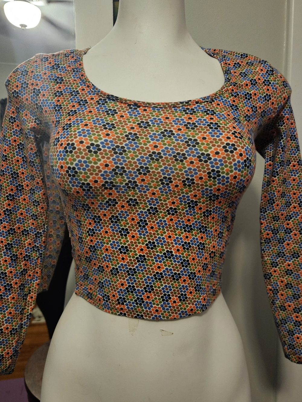 XS Long Sleeve * Cropped * Top * Scoop Neck Stretch